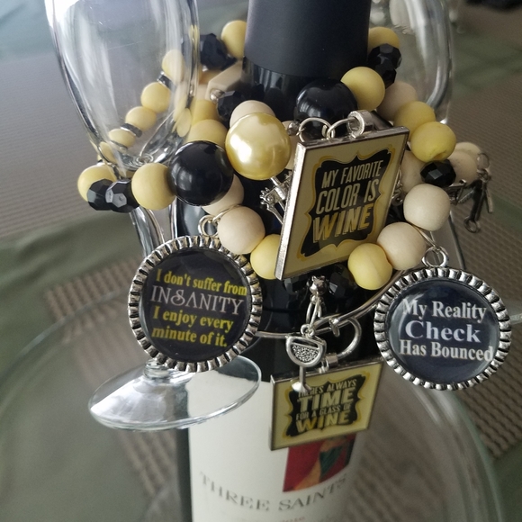Wine lovers charm bracelet - Picture 6 of 8